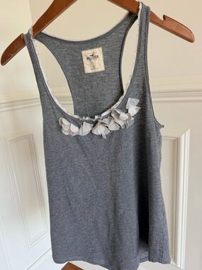 Hollister women’s Top Racerback Tank Top Layered Floral Appliqués Tank Size S